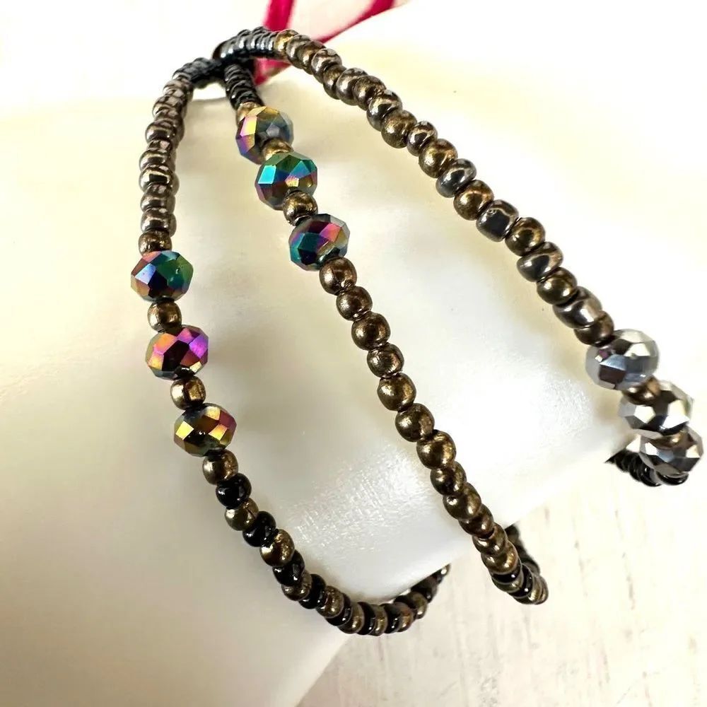 Multi strand adjustable bracelet - Picture 2 of 8